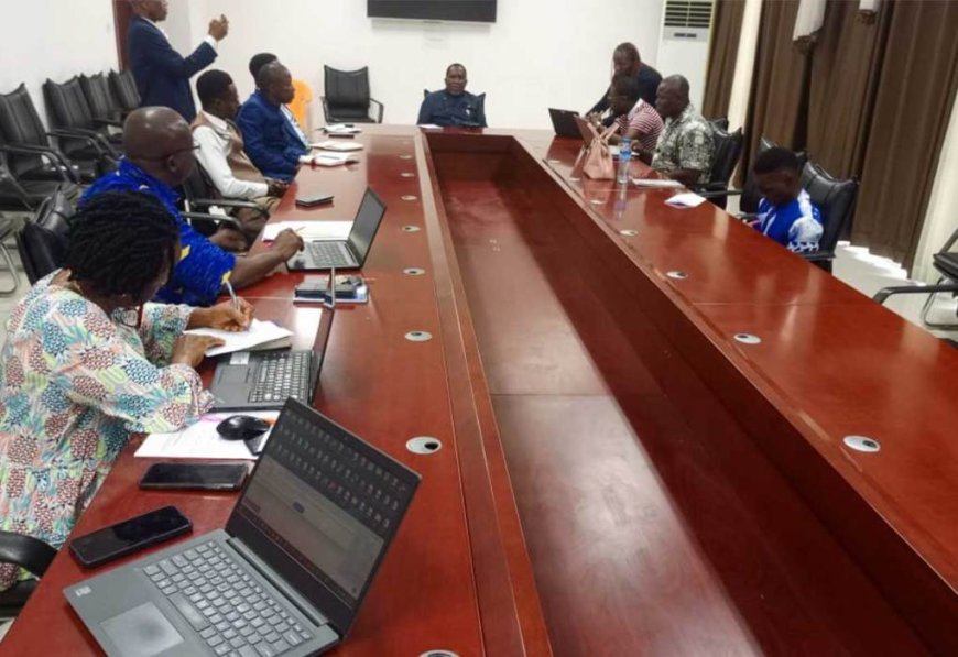 Finance Minister Backs Hike In Work Permit Fees